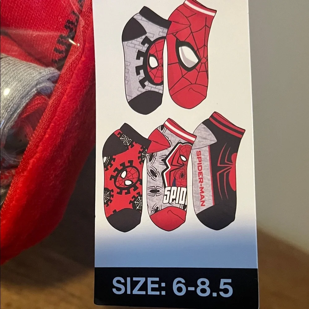 Spiderman Red Sock Set with Pouch - Picture 4 of 4